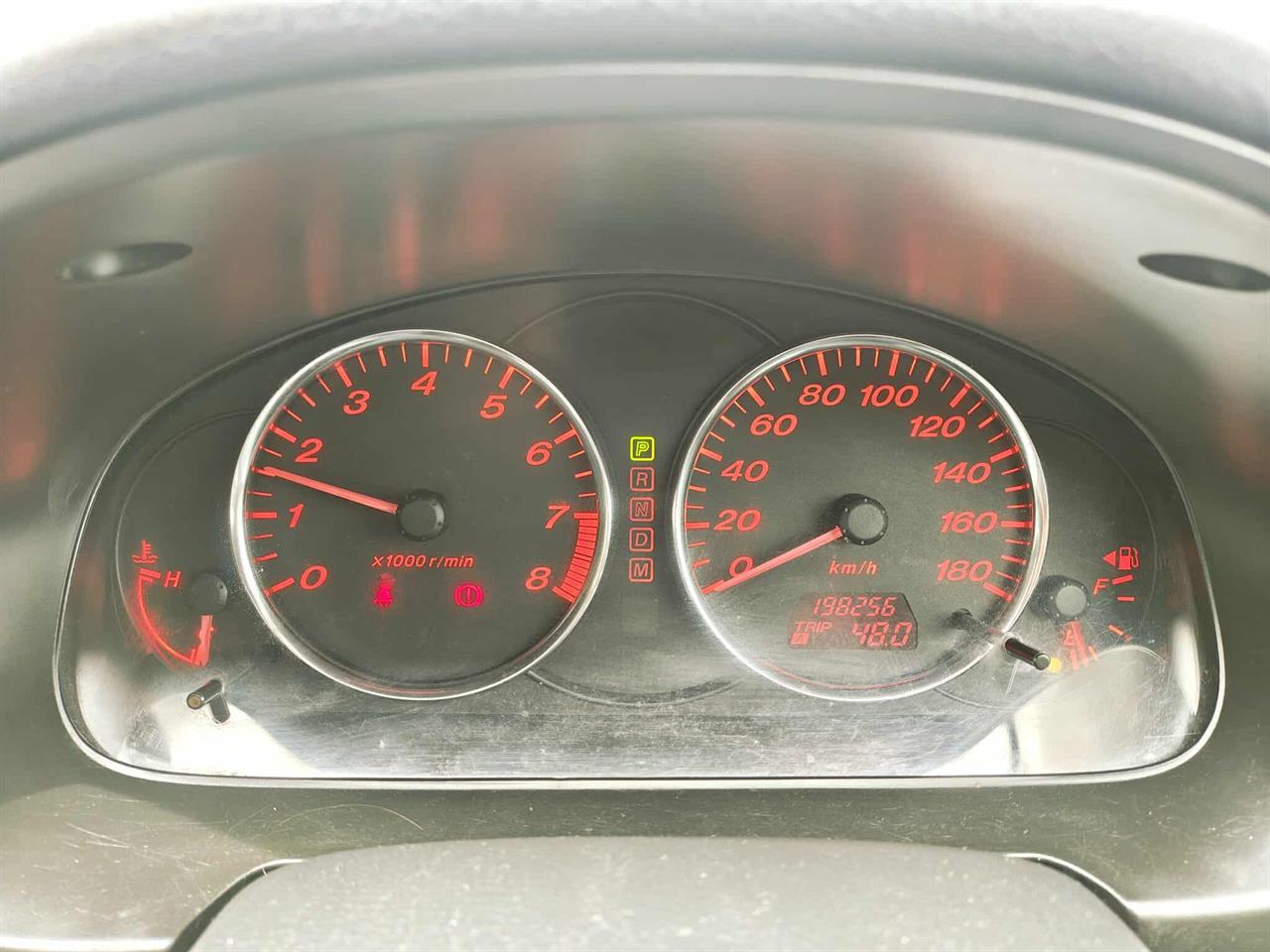 2004 Mazda Atenza