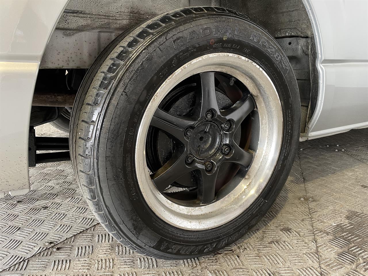 2005 Toyota Hiace