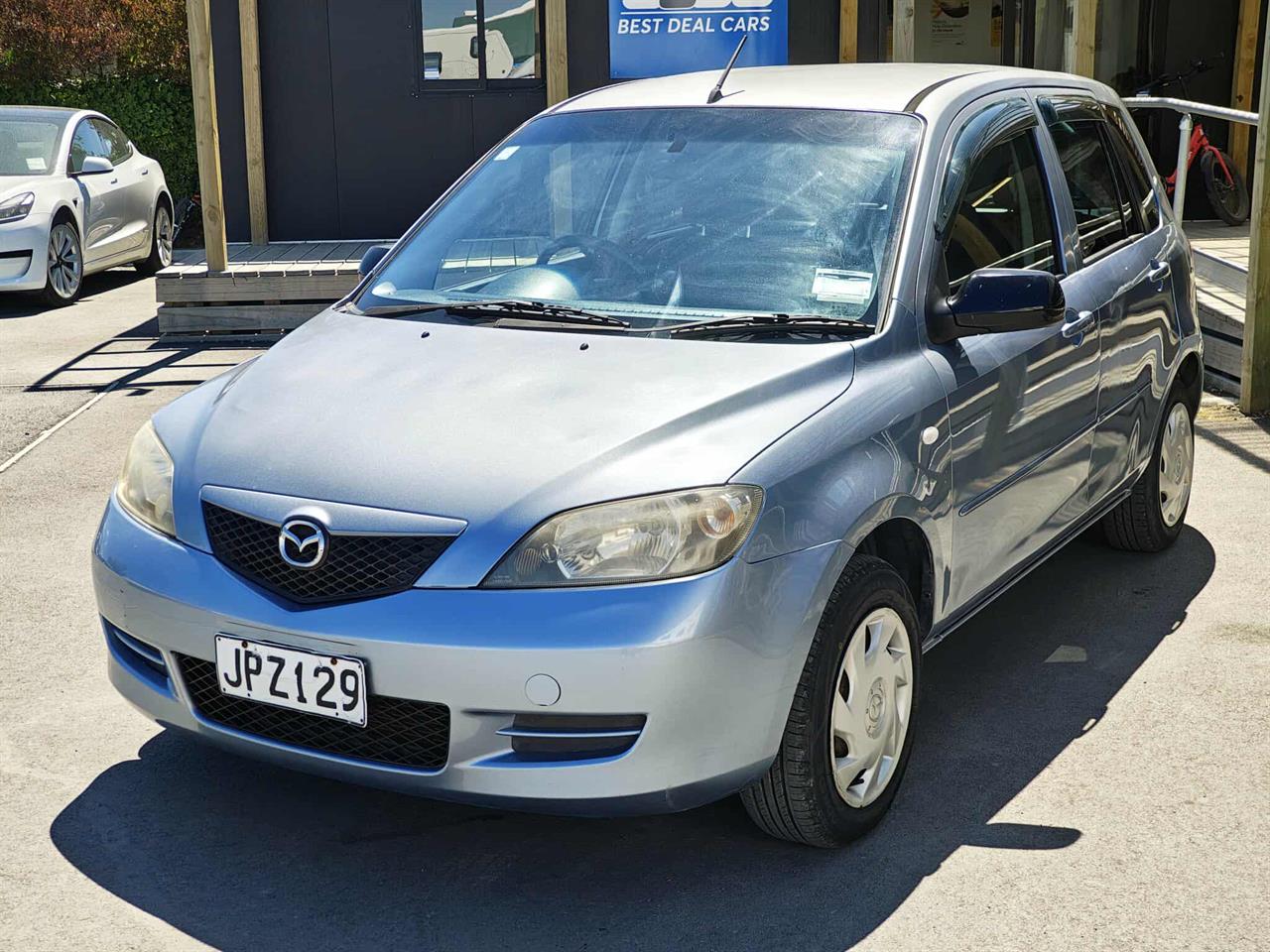 2004 Mazda Demio