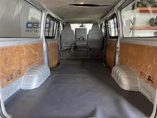 2007 Toyota Hiace - Thumbnail