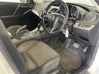 2011 Mazda Axela - Thumbnail