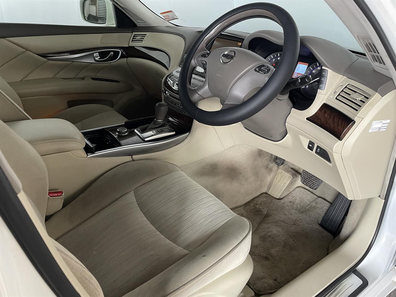 2011 Nissan Fuga