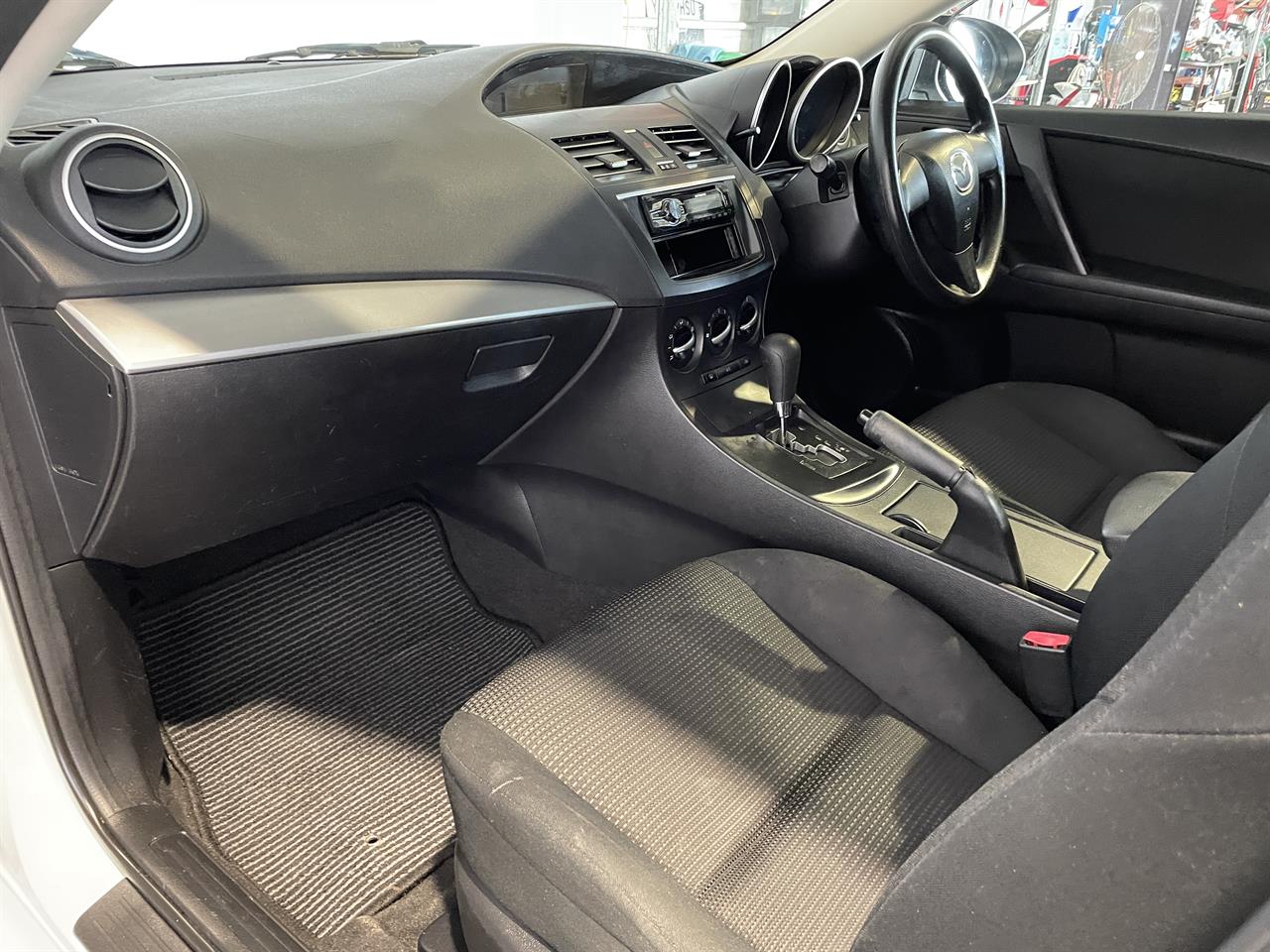 2011 Mazda Axela