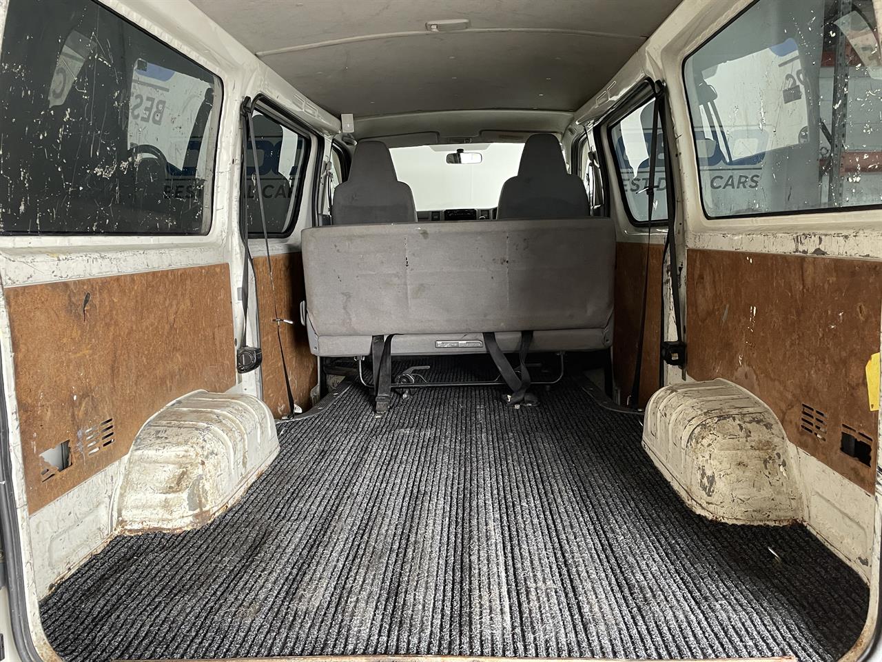 2006 Toyota Hiace