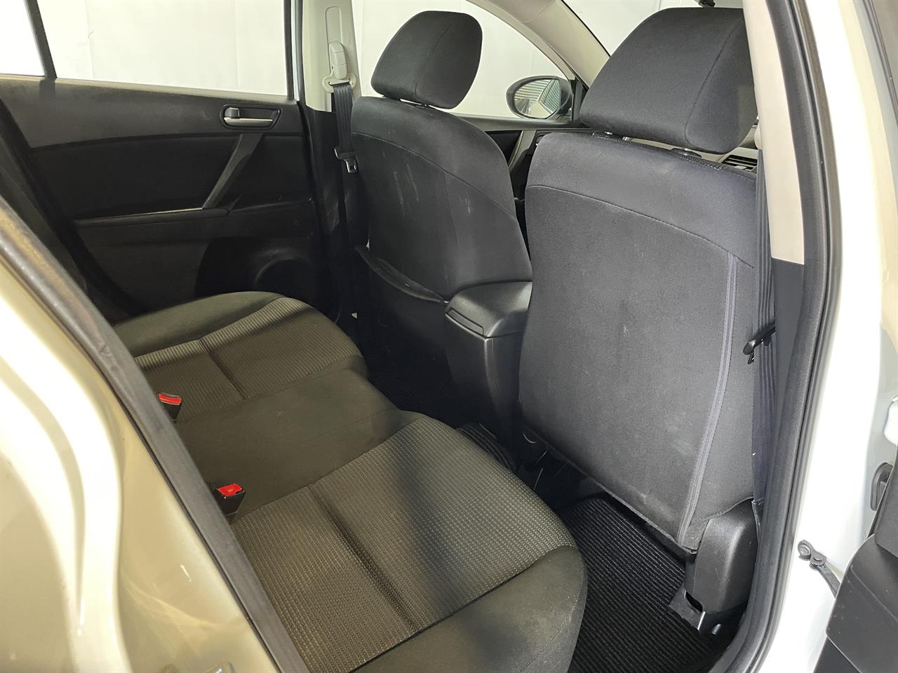 2011 Mazda Axela