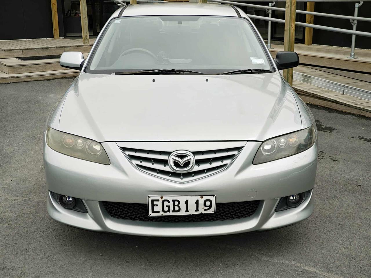 2004 Mazda Atenza