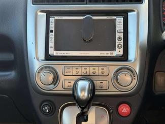2004 Honda Stream - Thumbnail