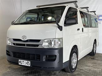2009 Toyota Hiace - Thumbnail
