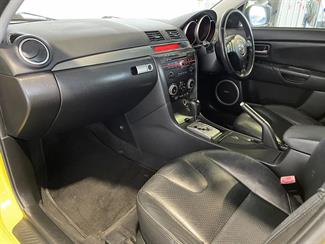 2005 Mazda 3 - Thumbnail