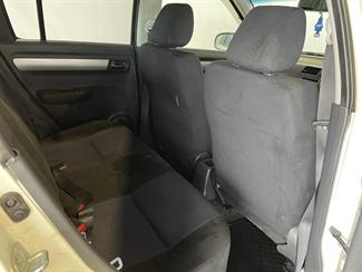 2009 Suzuki Swift - Thumbnail