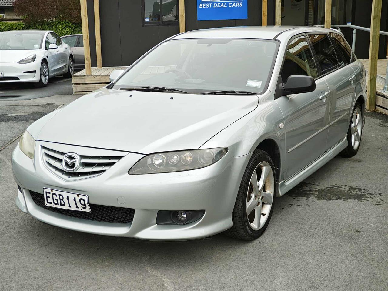 2004 Mazda Atenza