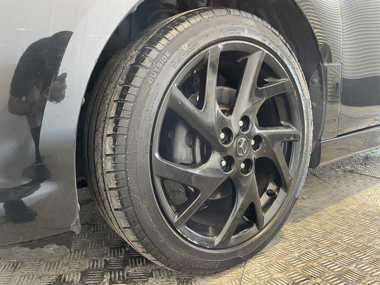 2012 Mazda Atenza