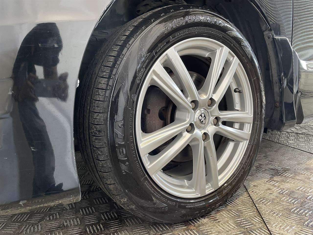 2006 Toyota Estima
