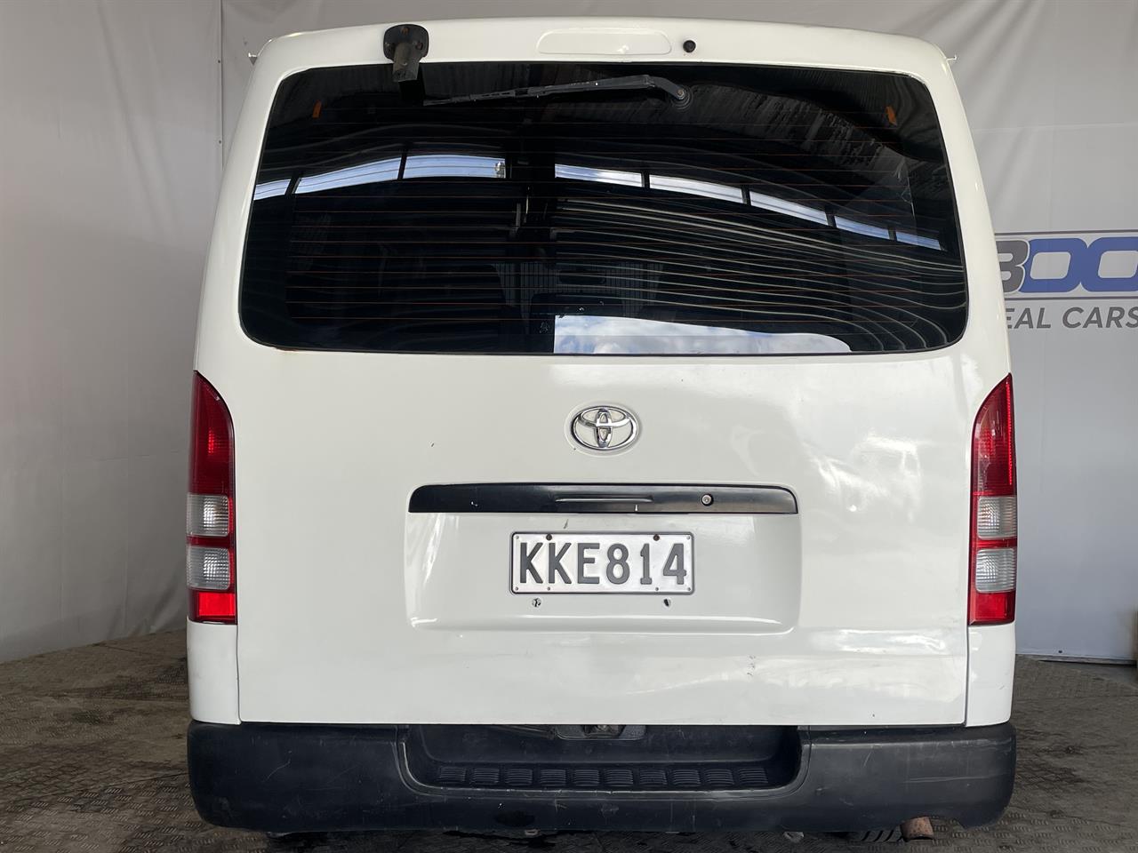 2005 Toyota Hiace