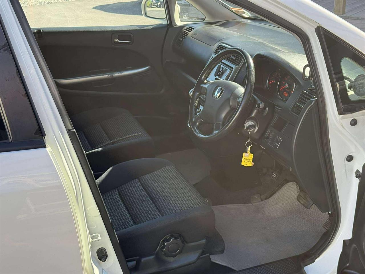 2004 Honda Stream