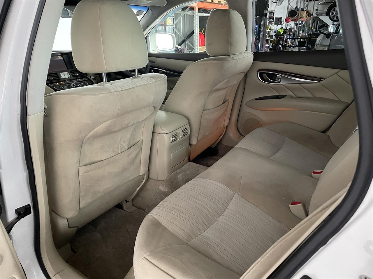2011 Nissan Fuga