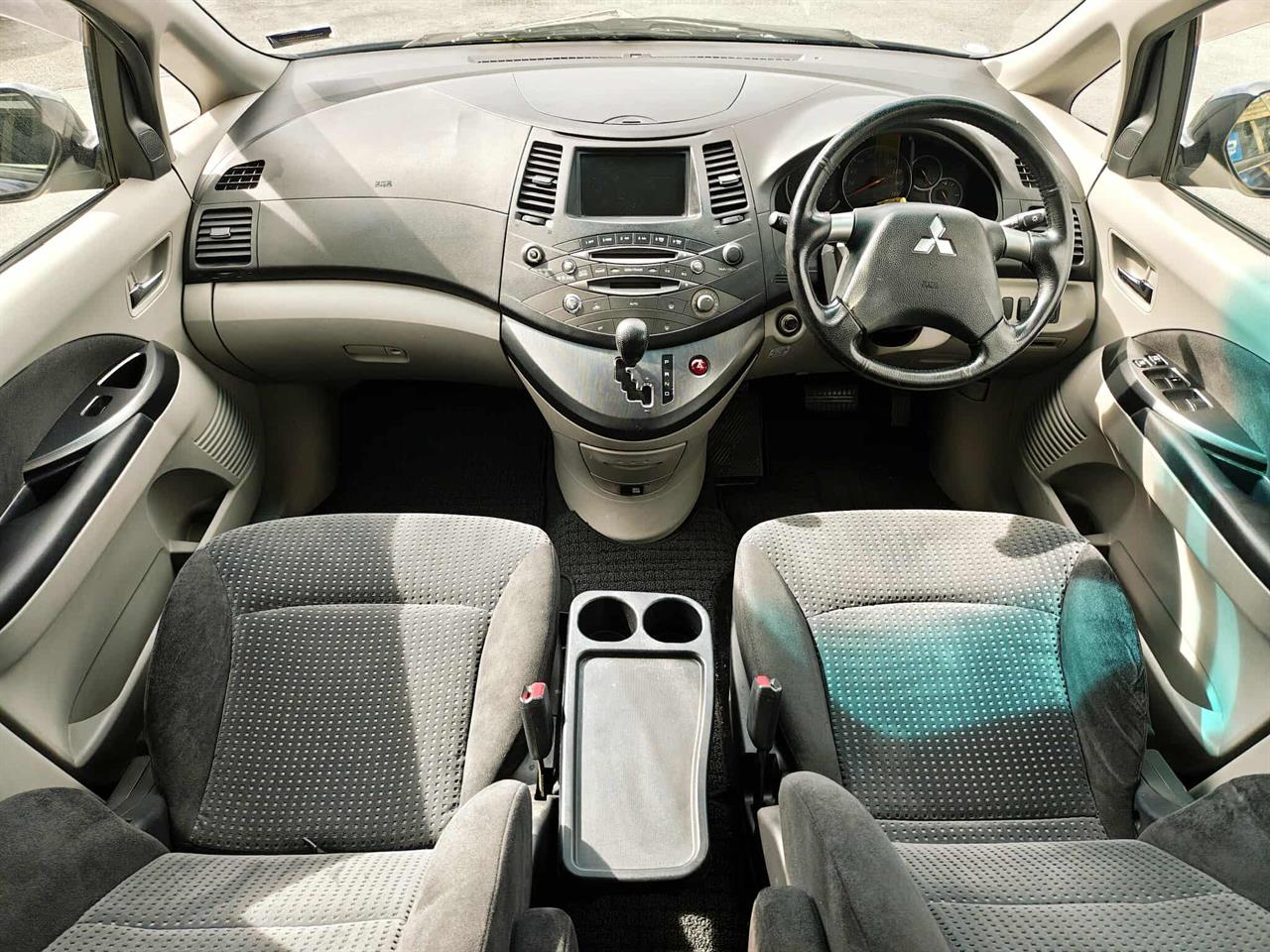 2006 Mitsubishi Grandis
