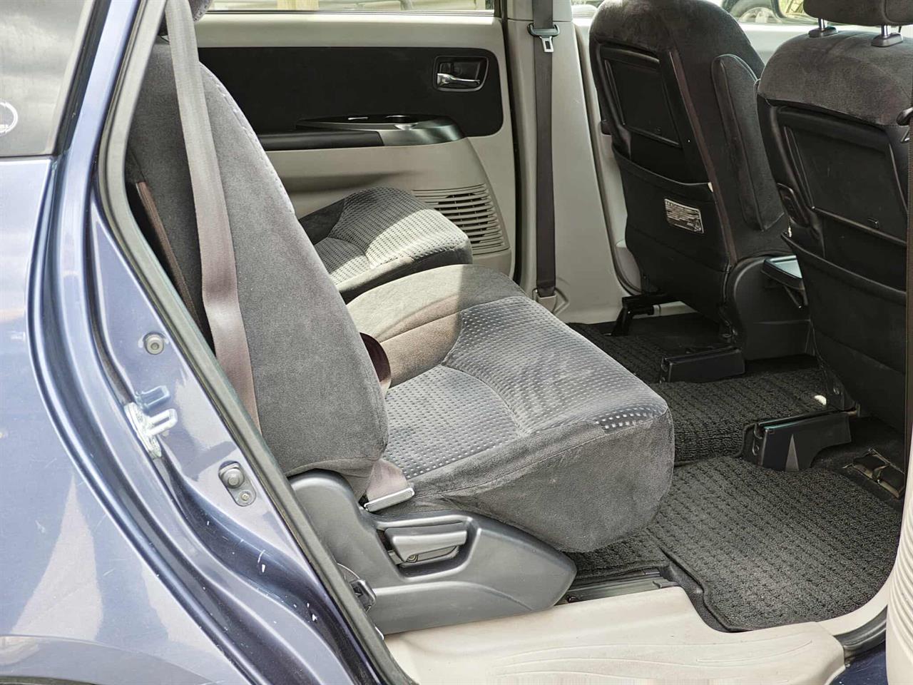2006 Mitsubishi Grandis