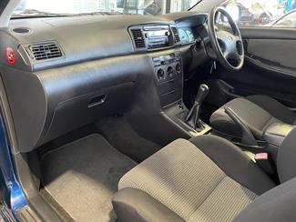 2006 Toyota Corolla - Thumbnail