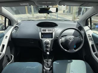 2005 Toyota Vitz - Thumbnail