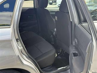 2010 Mitsubishi RVR - Thumbnail