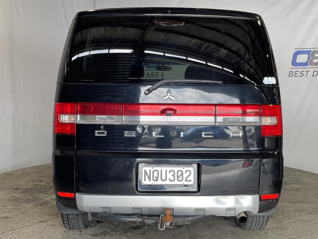 2010 Mitsubishi Delica