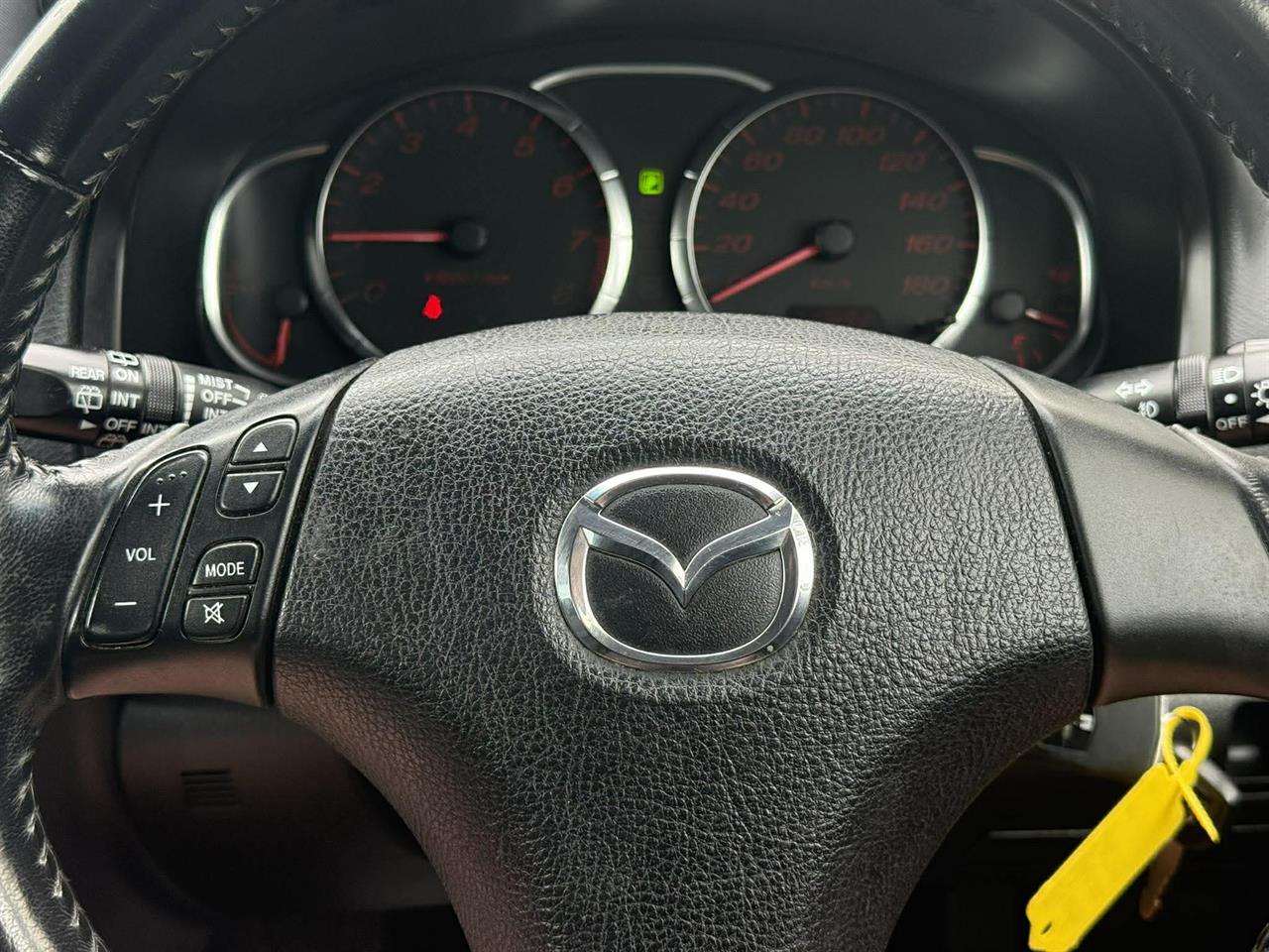 2006 Mazda Atenza