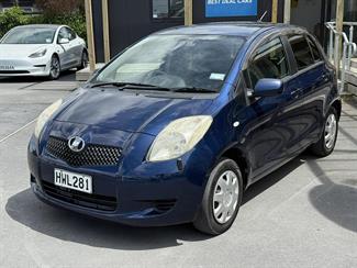 2005 Toyota Vitz - Thumbnail