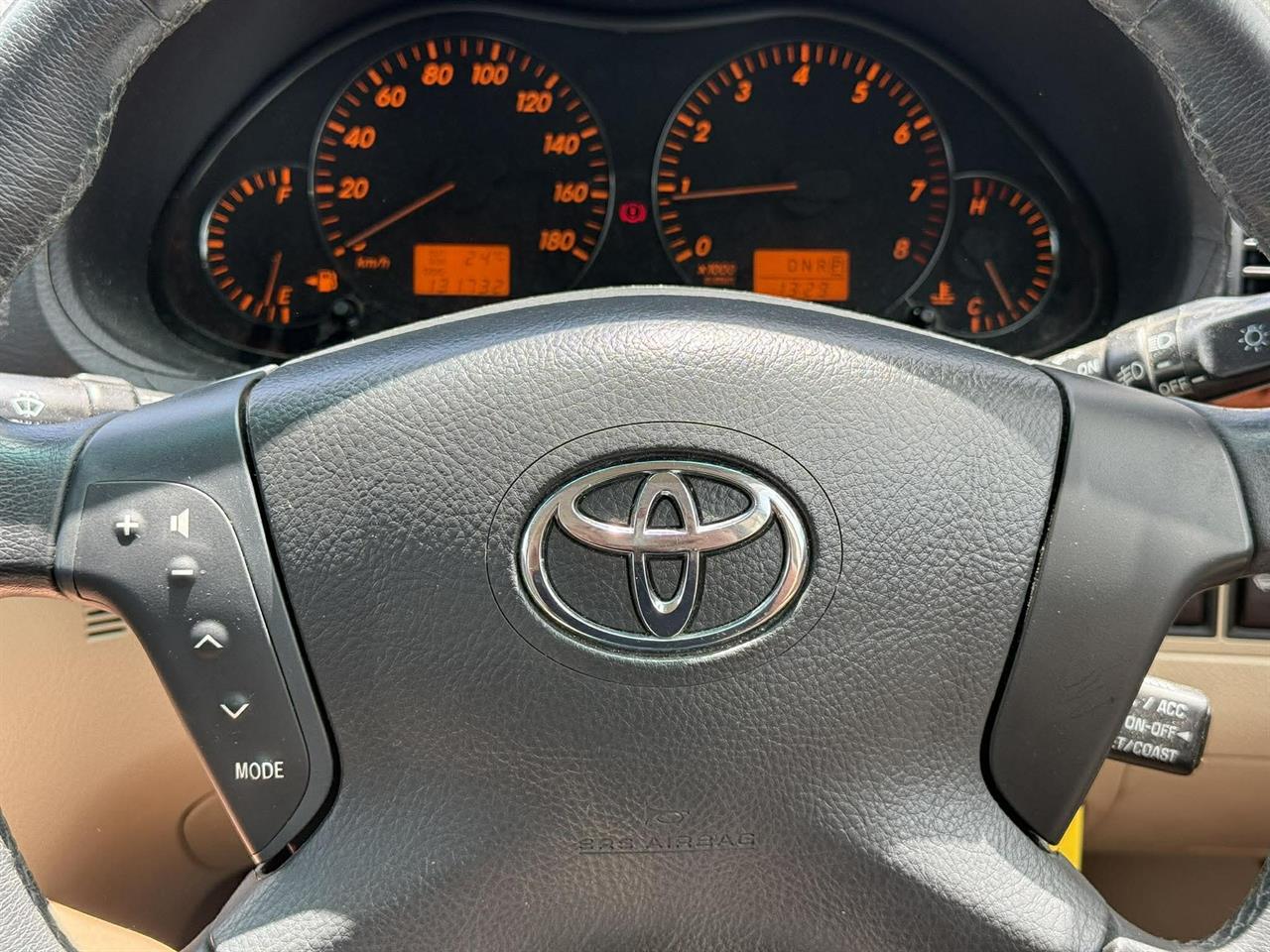 2004 Toyota Avensis