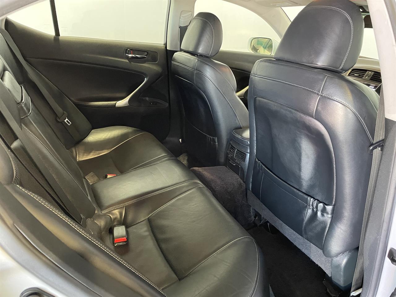 2009 Lexus IS350
