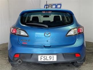 2011 Mazda 3 - Thumbnail