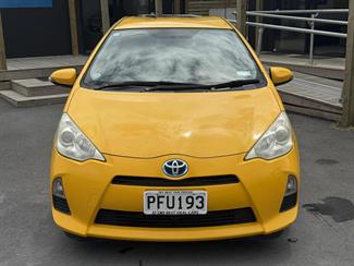 2013 Toyota Aqua - Thumbnail