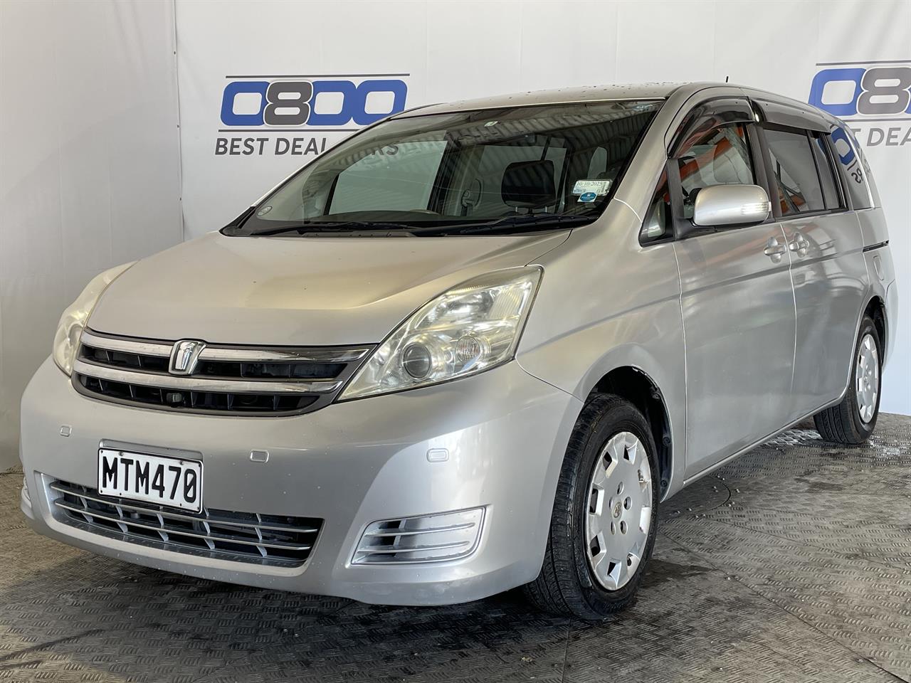 2009 Toyota Isis