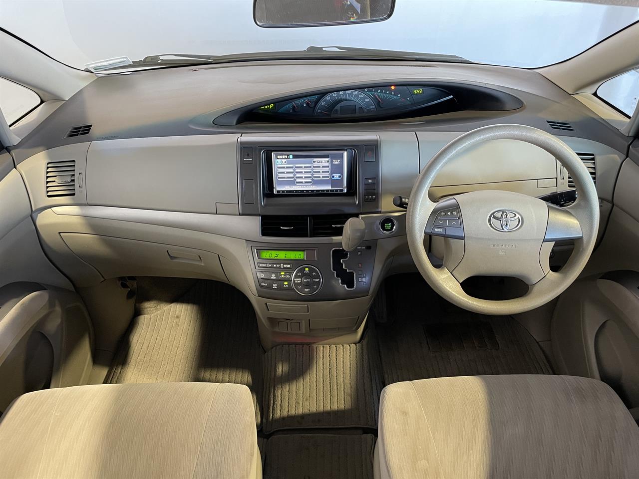 2010 Toyota Estima