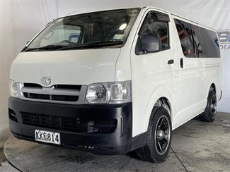2005 Toyota Hiace - Thumbnail