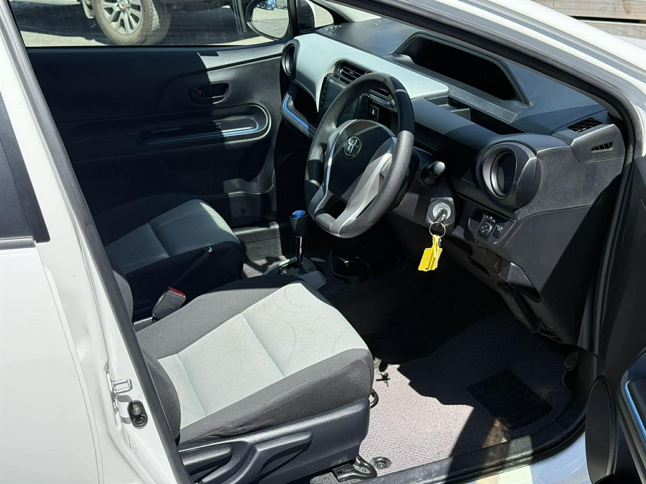 2014 Toyota Aqua