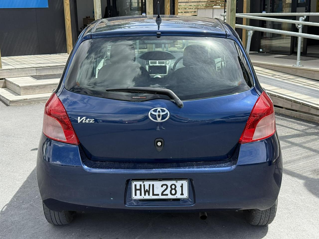 2005 Toyota Vitz