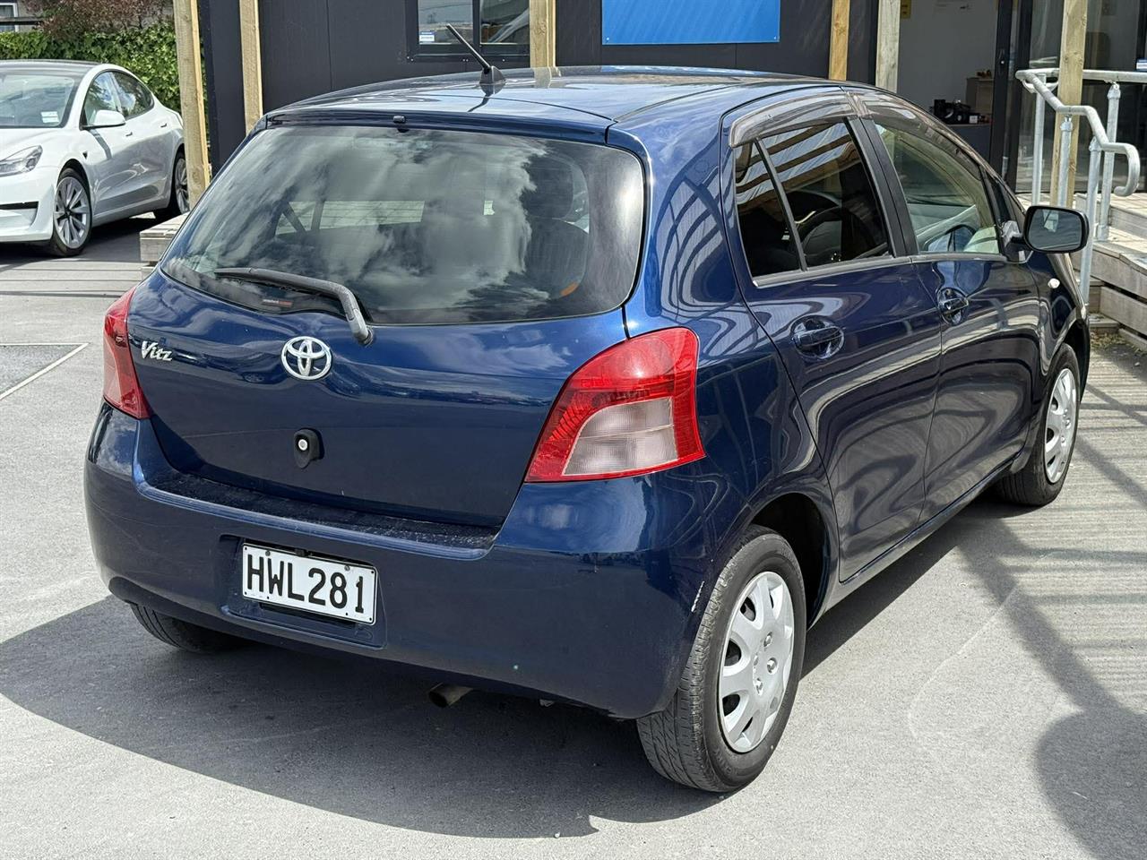 2005 Toyota Vitz