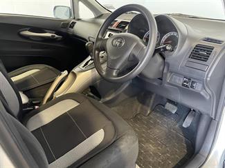 2007 Toyota Auris - Thumbnail