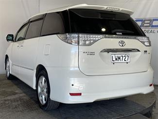 2012 Toyota Estima - Thumbnail