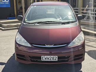 2000 Toyota Estima - Thumbnail