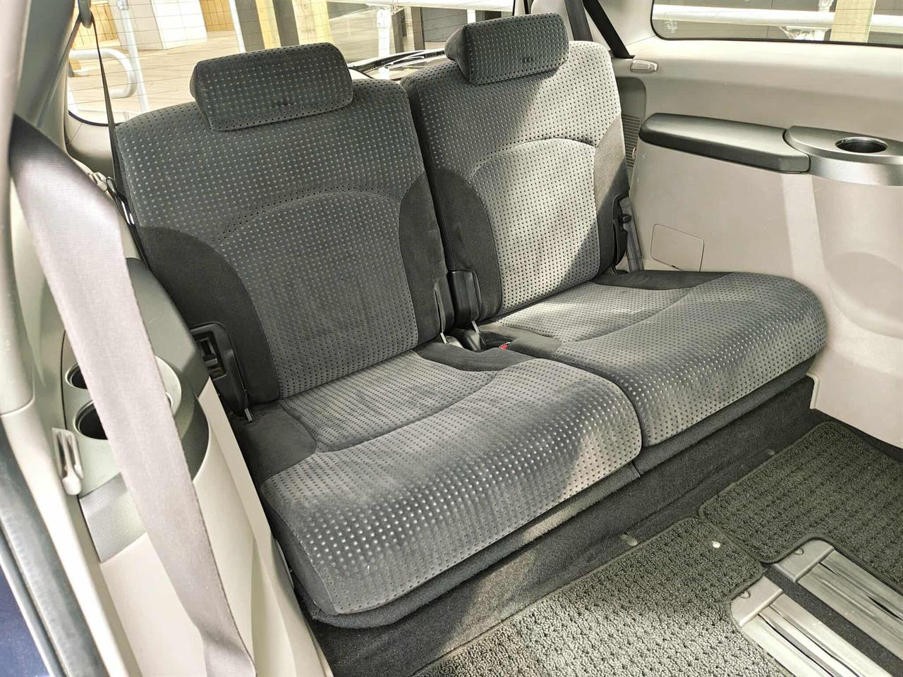 2006 Mitsubishi Grandis