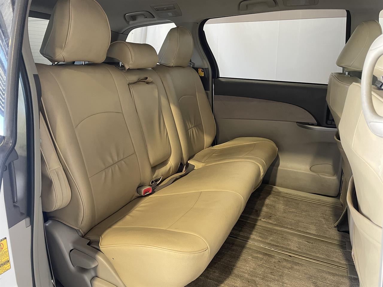 2012 Toyota Estima