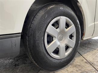 2009 Toyota Hiace - Thumbnail
