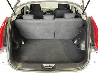 2011 Nissan Juke - Thumbnail