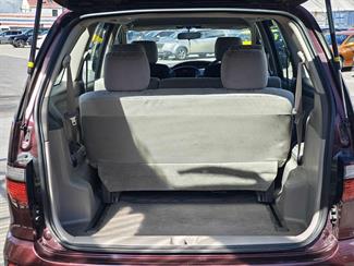 2000 Toyota Estima - Thumbnail
