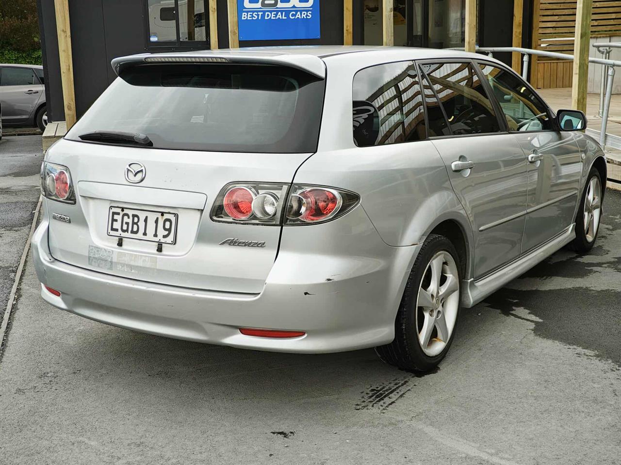 2004 Mazda Atenza