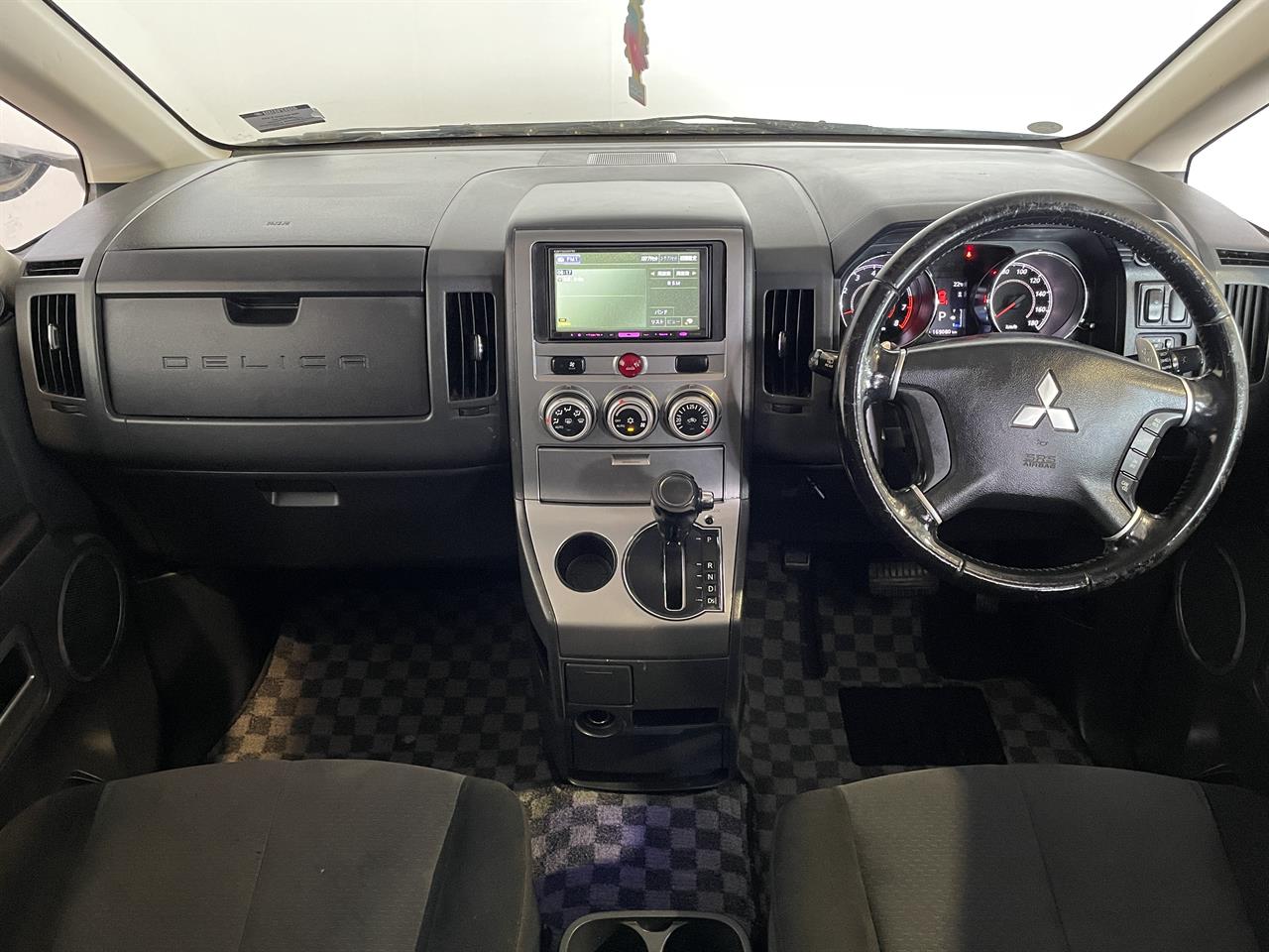 2010 Mitsubishi Delica