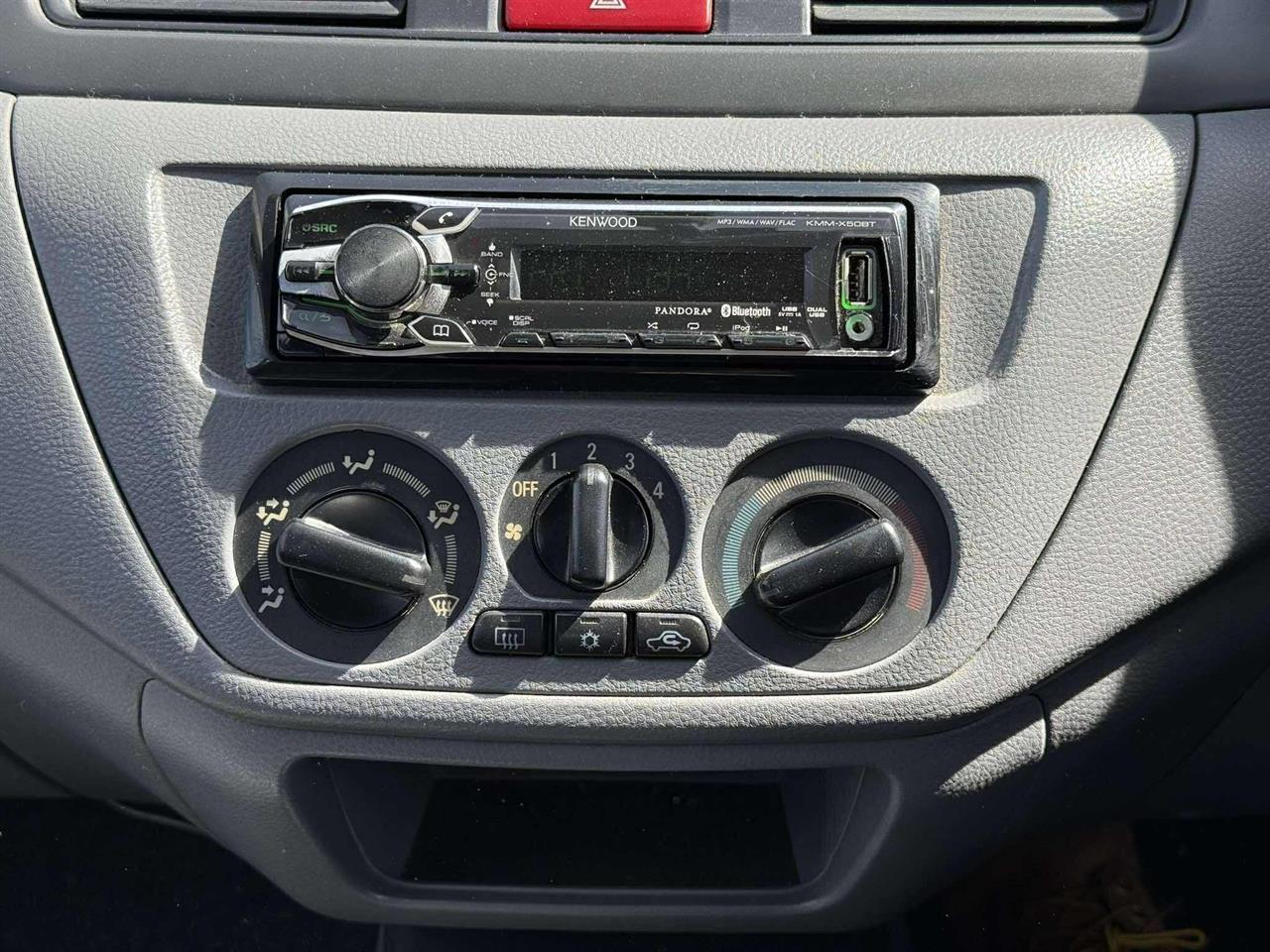 2003 Mitsubishi Lancer