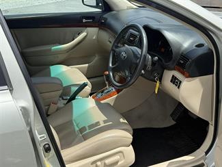 2004 Toyota Avensis - Thumbnail